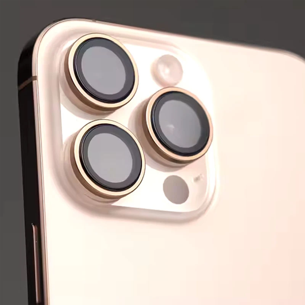 Защитное стекло на камеру для iPhone 15 Pro Max 5417 фото
